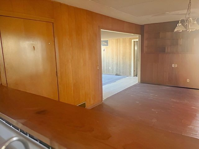 1006 Borger Street, Plainview, TX 79072