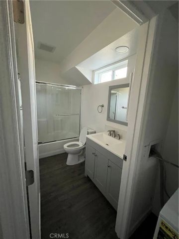 1230 Leland 102, Burbank, CA 91504
