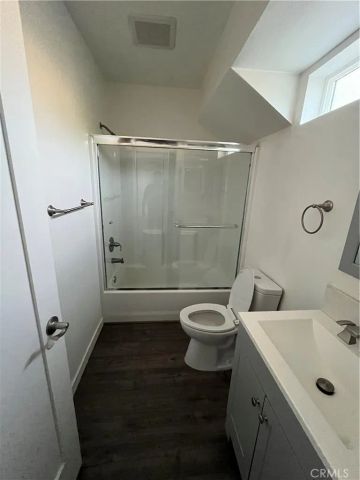 1230 Leland 102, Burbank, CA 91504