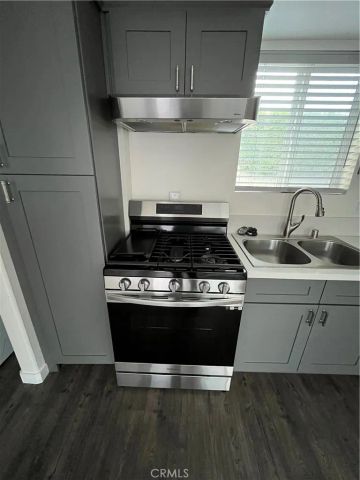 1230 Leland 102, Burbank, CA 91504