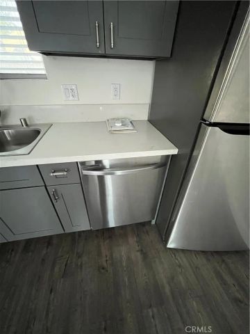1230 Leland 102, Burbank, CA 91504