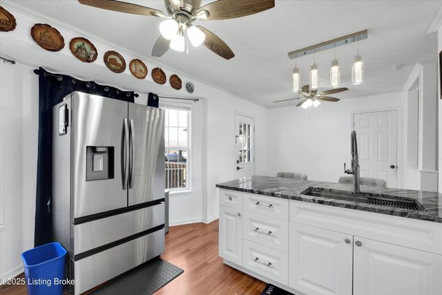 78 Rolling Heights Blvd, Rineyville, KY 40162