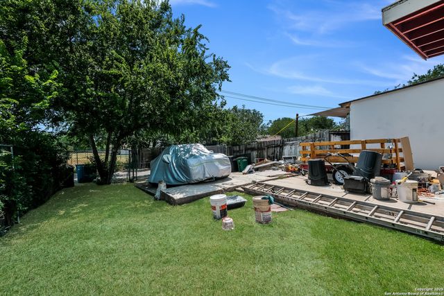 1230 Churing, San Antonio, TX 78245