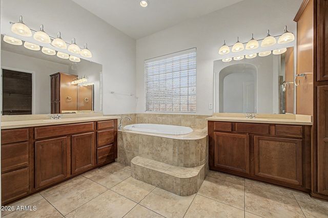 6840 W FREMONT Road, Laveen, AZ 85339
