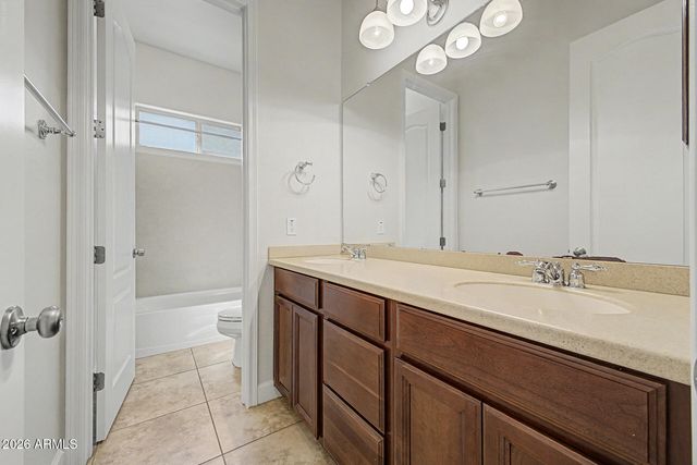6840 W FREMONT Road, Laveen, AZ 85339