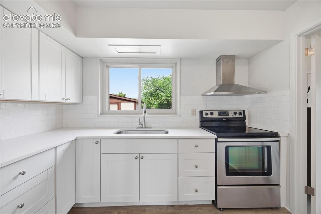 72 Doris Drive, Colorado Springs, CO 80911 — photo 2
