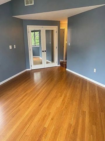 33 Spyglass Hill Dr 33, Ashland, MA 01721