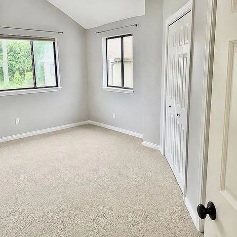 33 Spyglass Hill Dr 33, Ashland, MA 01721