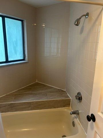 33 Spyglass Hill Dr 33, Ashland, MA 01721