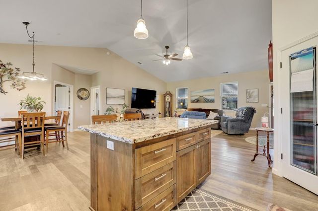 6718 Cross Star Trl, Marysville, CA 95901