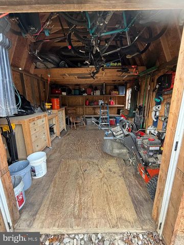 24013 BUSH HILL RD, Gaithersburg, MD 20882