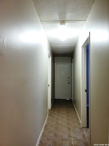 918 Hampton, San Antonio, TX 78220