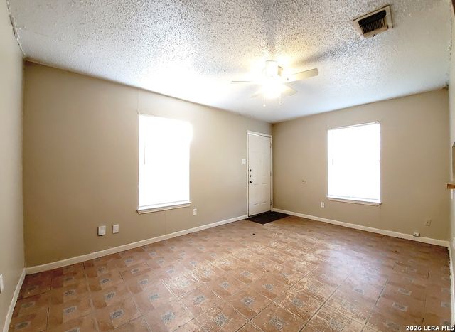 918 Hampton, San Antonio, TX 78220