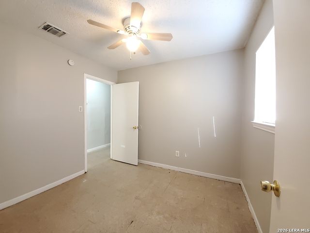 918 Hampton, San Antonio, TX 78220