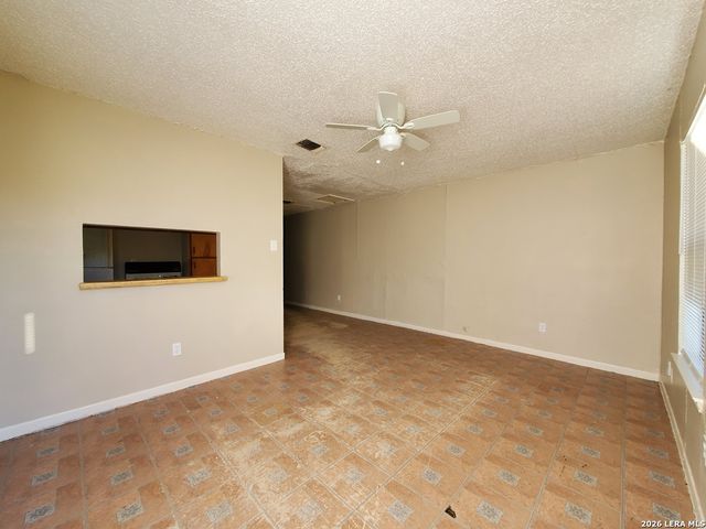 918 Hampton, San Antonio, TX 78220