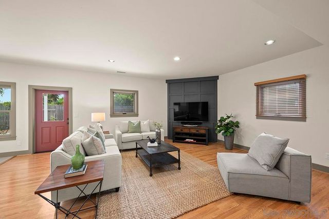 3003 Fried Avenue, San Diego, CA 92122