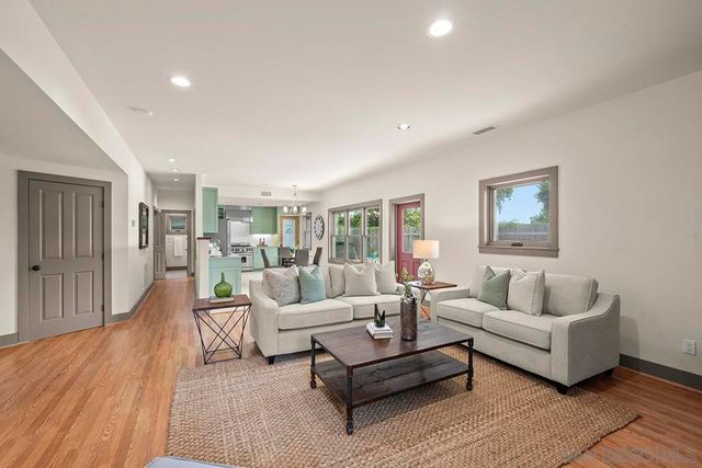 3003 Fried Avenue, San Diego, CA 92122