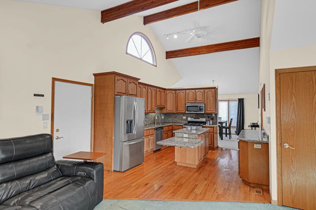 18311 65th Avenue, Tinley Park, IL 60477