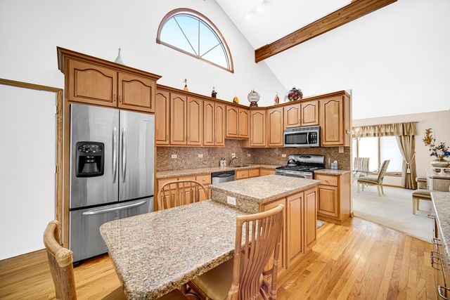 18311 65th Avenue, Tinley Park, IL 60477