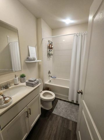 1598 BULL HILL RD, Kissimmee, FL 34744