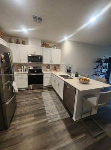 1598 BULL HILL RD, Kissimmee, FL 34744