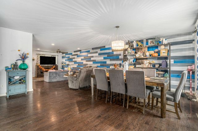 1891 Cooke Street, Hobart, IN 46342