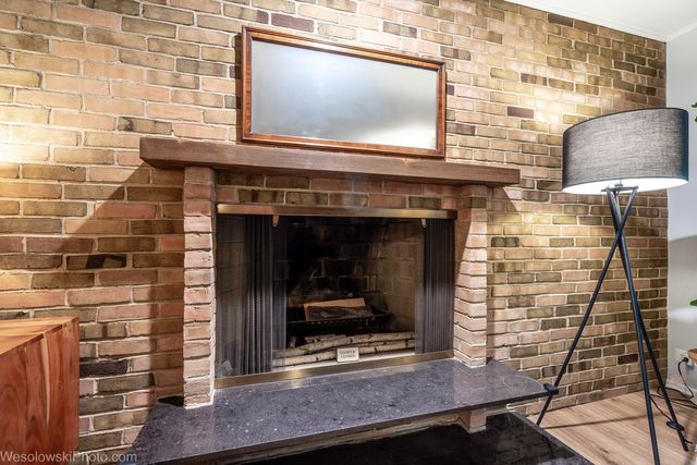 360 Claymoor Road 2C, Hinsdale, IL 60521