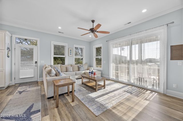 638 S Fourth Avenue, Kure Beach, NC 28449