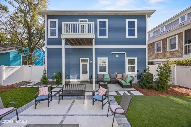 638 S Fourth Avenue, Kure Beach, NC 28449