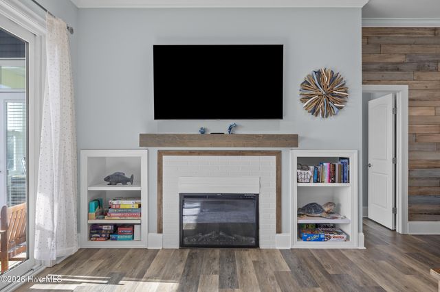 638 S Fourth Avenue, Kure Beach, NC 28449