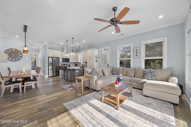 638 S Fourth Avenue, Kure Beach, NC 28449