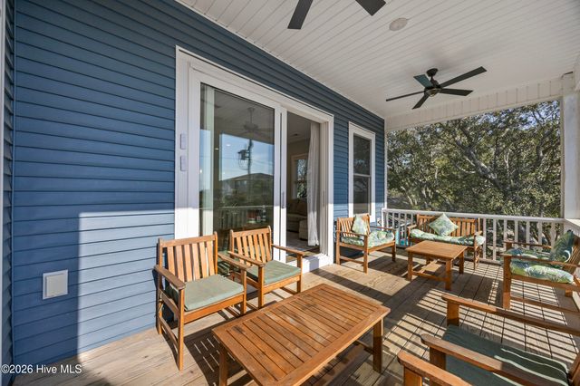 638 S Fourth Avenue, Kure Beach, NC 28449