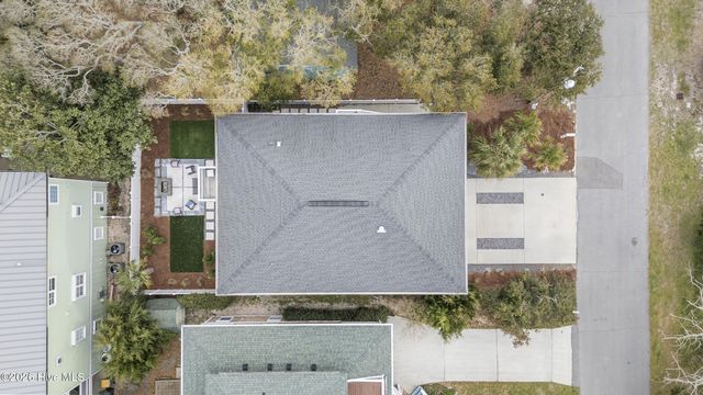 638 S Fourth Avenue, Kure Beach, NC 28449