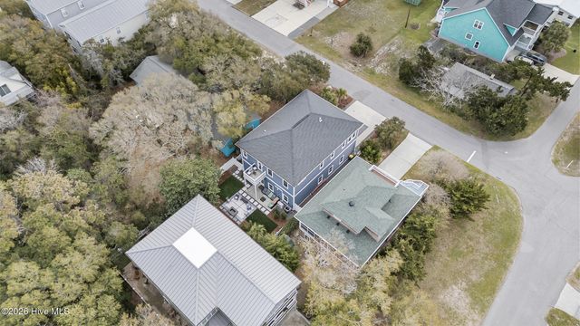 638 S Fourth Avenue, Kure Beach, NC 28449