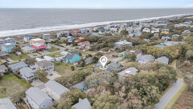 638 S Fourth Avenue, Kure Beach, NC 28449