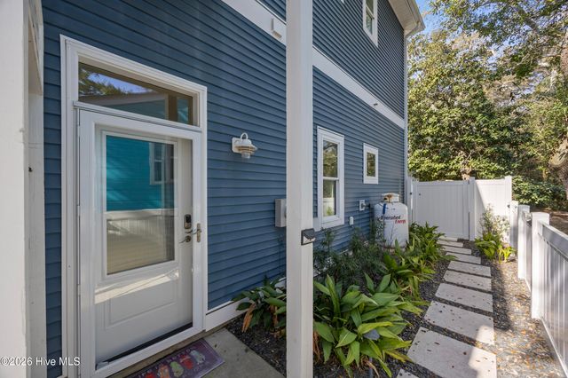 638 S Fourth Avenue, Kure Beach, NC 28449