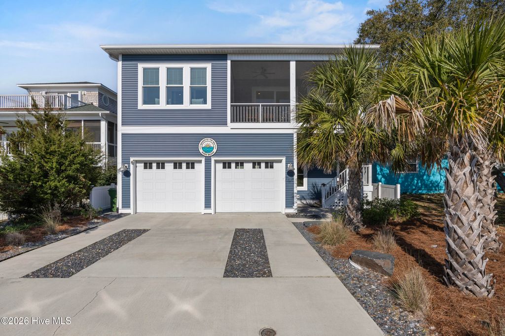 638 S Fourth Avenue, Kure Beach, NC 28449