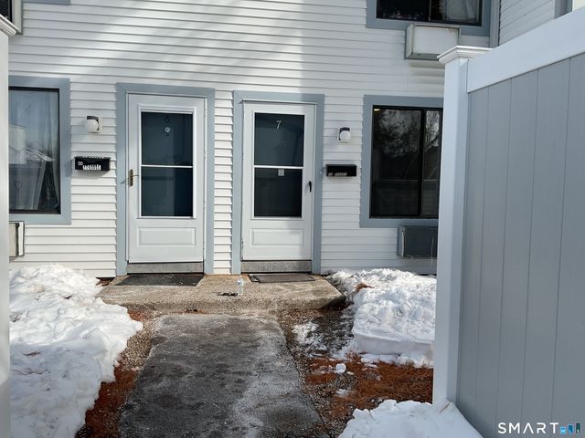 7 Hamre Lane A, Branford, CT 06405