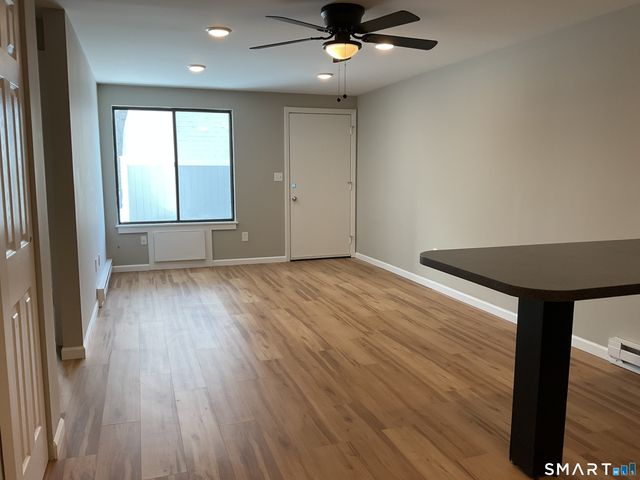 7 Hamre Lane A, Branford, CT 06405