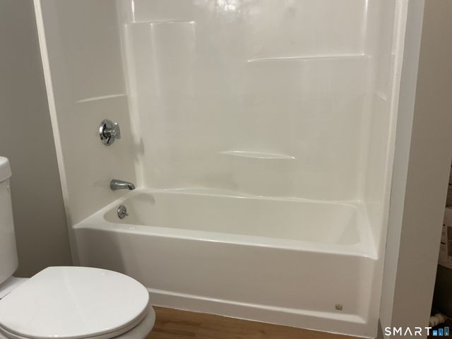 7 Hamre Lane A, Branford, CT 06405