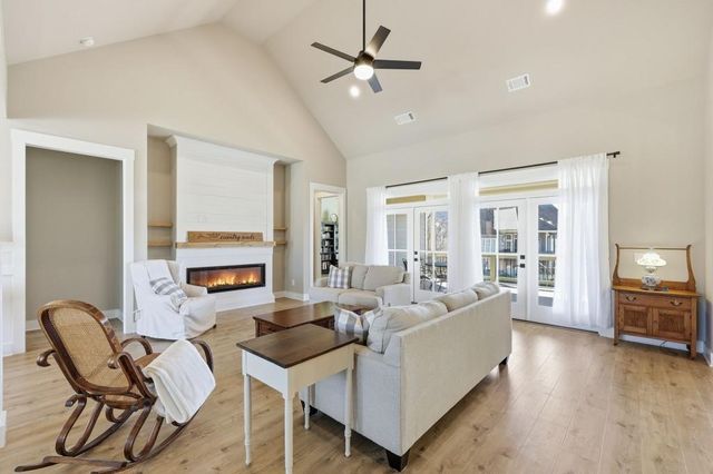 33 Baker Pond Court, Jefferson, GA 30549