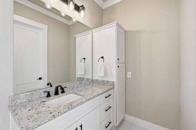 33 Baker Pond Court, Jefferson, GA 30549