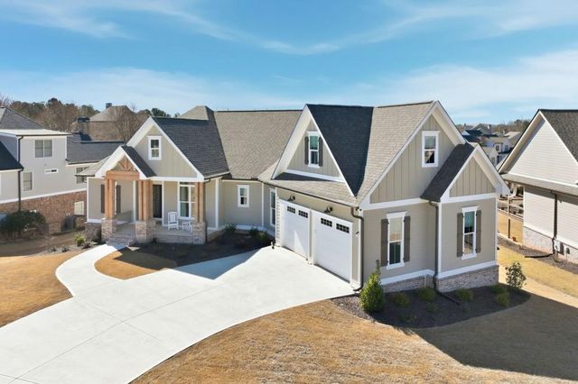 33 Baker Pond Court, Jefferson, GA 30549