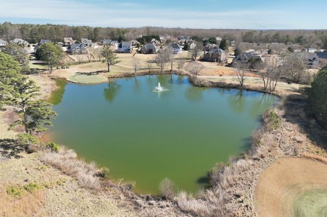 33 Baker Pond Court, Jefferson, GA 30549