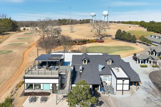 33 Baker Pond Court, Jefferson, GA 30549