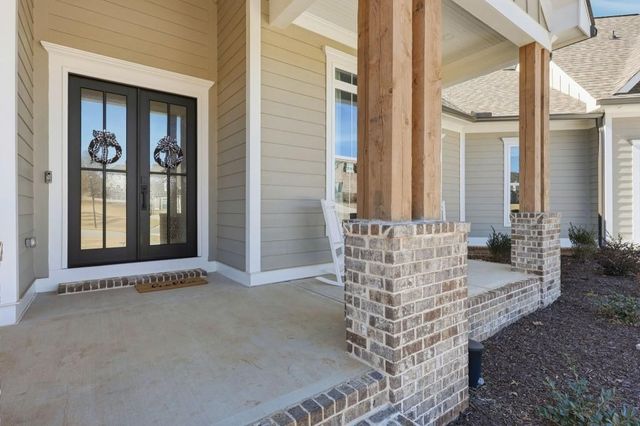 33 Baker Pond Court, Jefferson, GA 30549