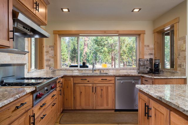 53596 Brookie Way, La Pine, OR 97739