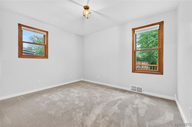 99 Creekward Drive, West Seneca, NY 14224