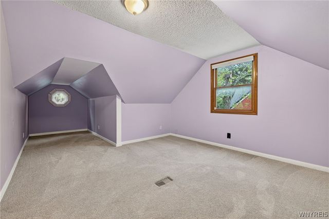 99 Creekward Drive, West Seneca, NY 14224