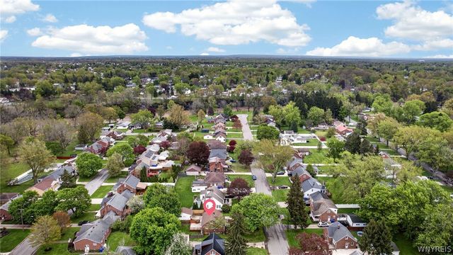 99 Creekward Drive, West Seneca, NY 14224